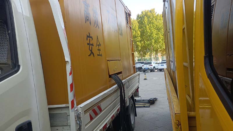七里河如何判断柴油发电机组和UPS电源的切换时间是否符合要求？